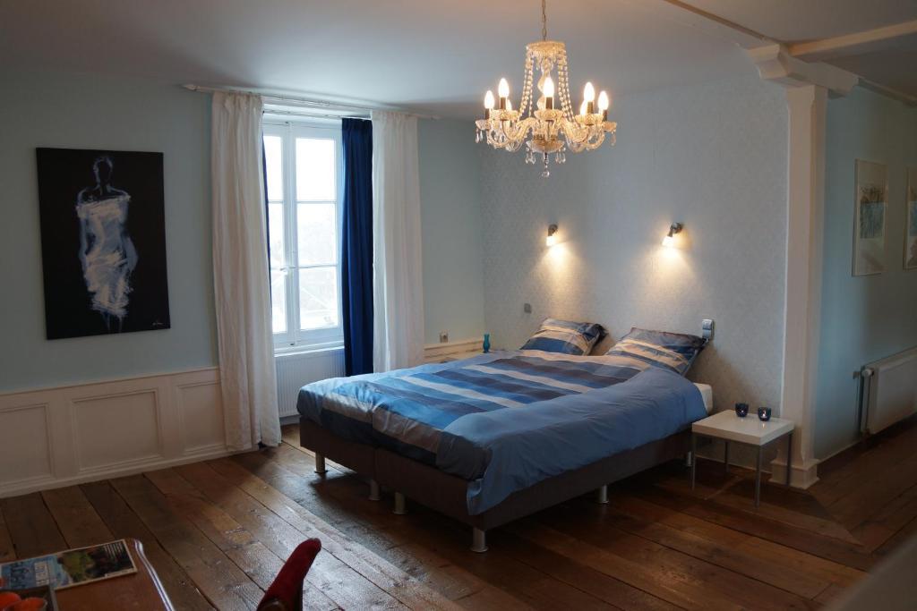 Bed and breakfast Chateau de Savennes - Caveau de sabrage Chambre photo